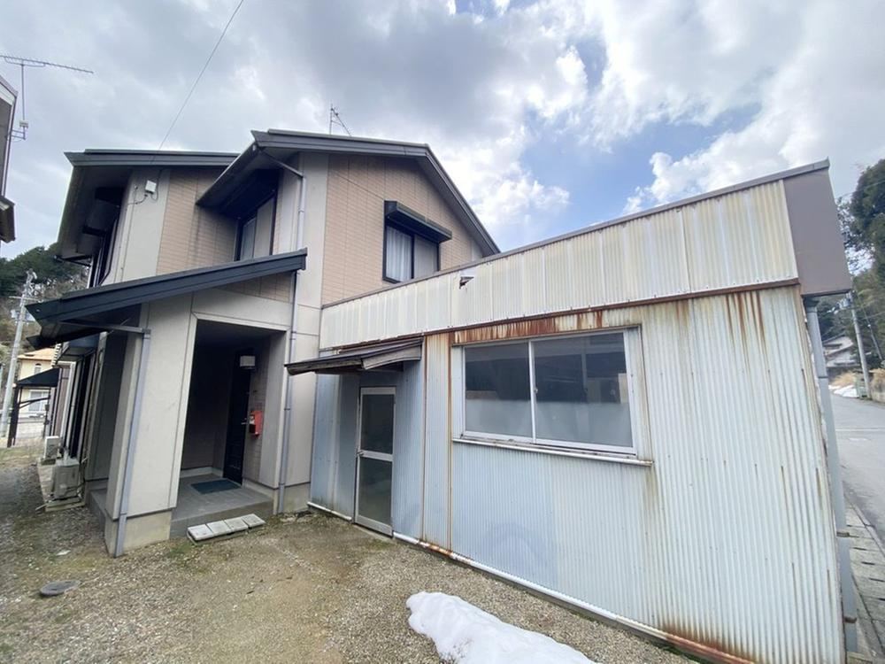Spacious 5DK Detached House in Kasumi - Photo 1