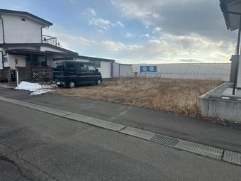 plot of land in Nishishirakawa District