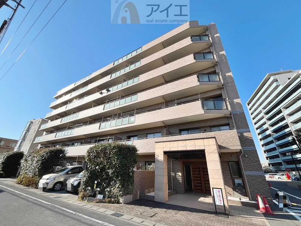 Newly Renovated 3LDK Apartment in Kashiwa - Photo 1