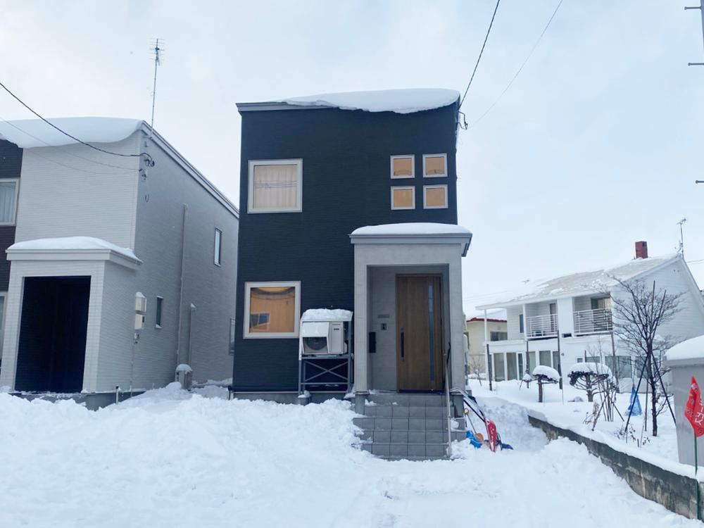 Modern 4SLDK House in Ebetsu - Photo 1