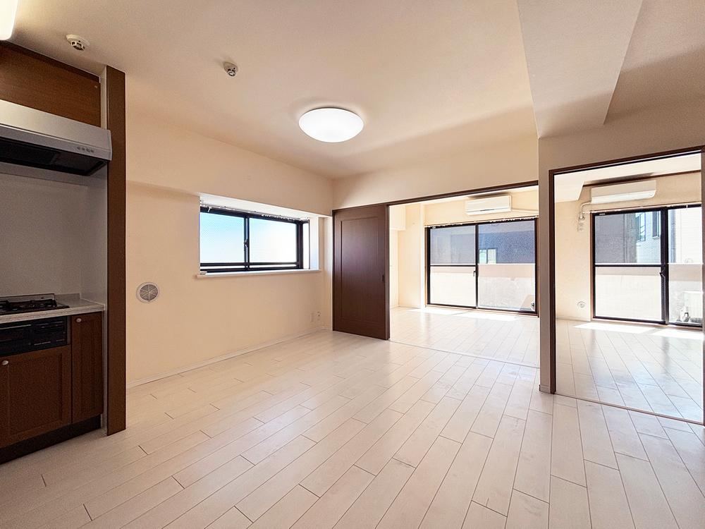 3LDK Apartment with Renovation History in Toda - Photo 1