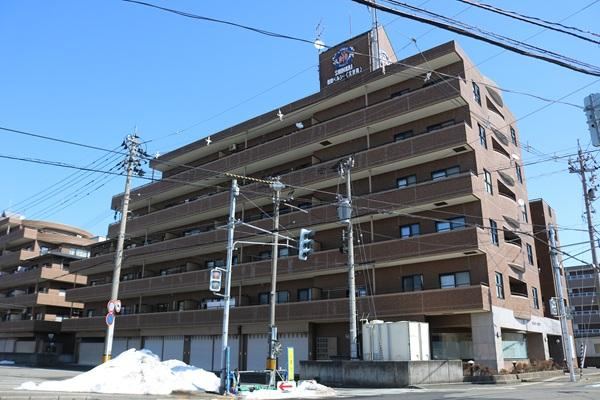 4LDK+S apartment in Fukui, Fukui - Photo 1