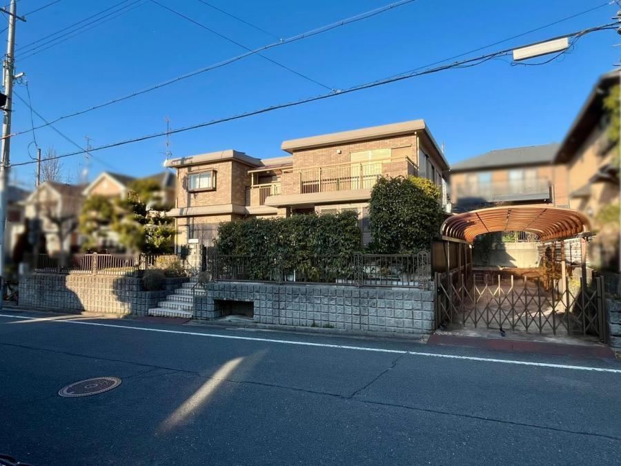 Spacious 5LLDDKK House with Garden Near Hashimoto Station - Photo 1