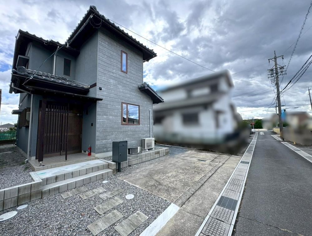 Spacious 3LDK Near Nakakomeno Station - Photo 1