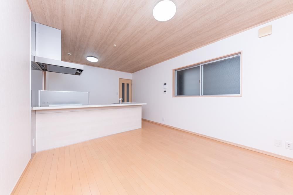 Renovated 4LDK House in Sumiyoshi - Photo 1