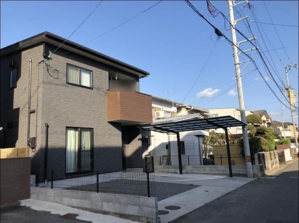 Spacious Used Home with Great Location - Photo 1