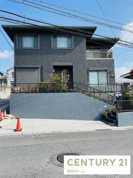 Conveniently Located 4LDK House in Yokonecho - Photo 1