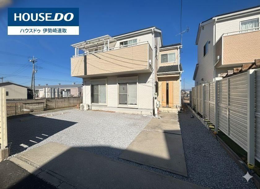 4LDK house in Ota, Gunma - Photo 1