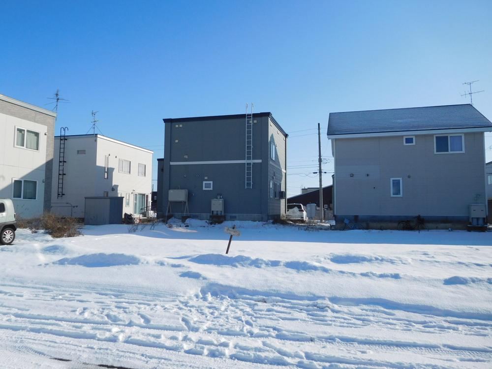 Quiet Land Near Park in Toyohoro Haming Town - Photo 1