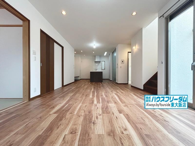 4LDK house in Higashiosaka, Osaka - Photo 1