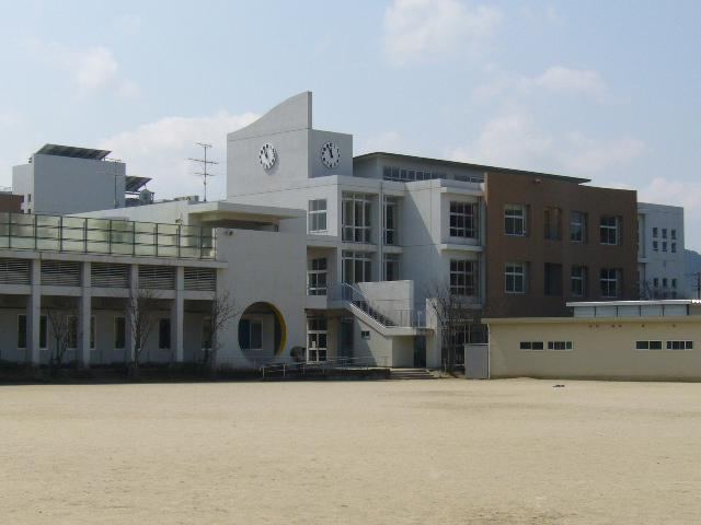 Cozy 1LDK House in Okagaki - Photo 1