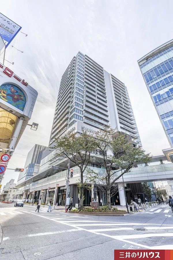 Modern 2LDK Apartment in Minami-Koiwa - Photo 1