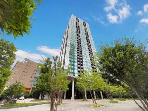 1LDK apartment in Minato Ward, Tokyo - Photo 1