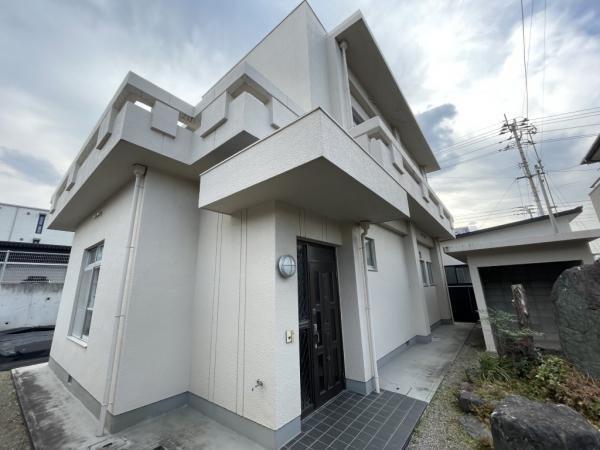 Bright 5DK Home with Garden in Shikokuchuo - Photo 1