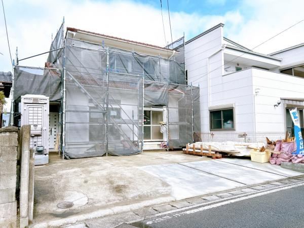 3LDK House with Ongoing Renovations in Tsukumi - Photo 1
