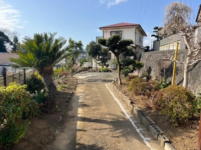 Spacious 4DK House with Garden in Jiyama - Photo 1