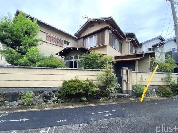 Charming House in Uzumasa Kaidachi - Photo 1