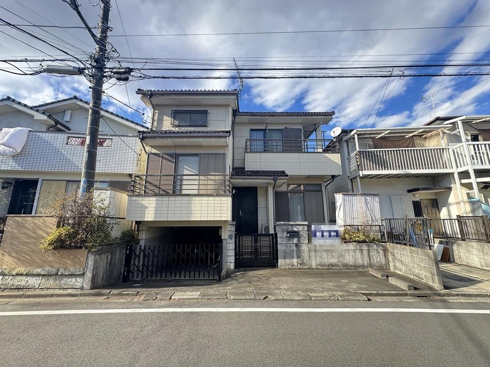 Bright 3LDK Home in Quiet Sakado - Photo 1