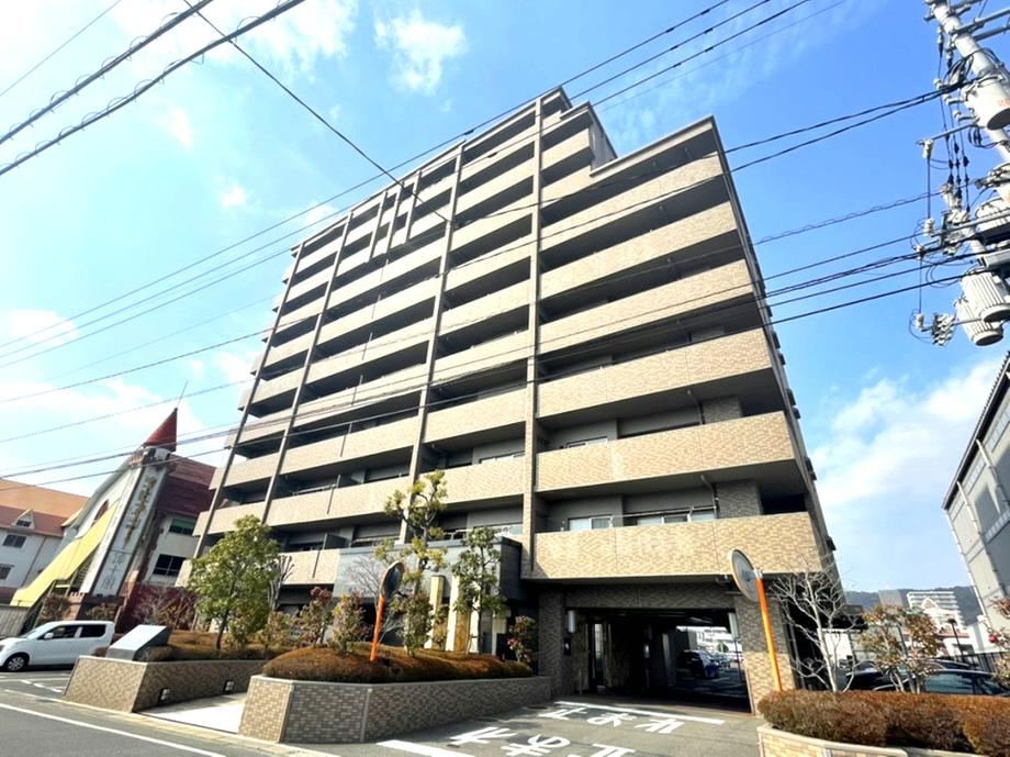 1LDK+S apartment in Kurashiki, Okayama - Photo 1