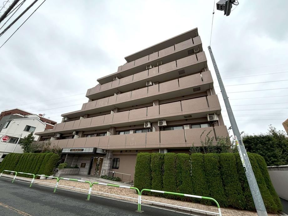Lions Mansion Series 2LDK in Seijo - Photo 1