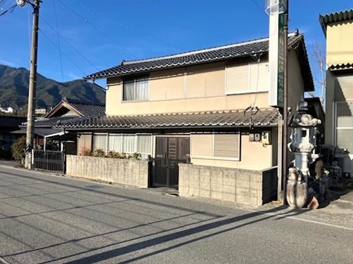 Bright 6DK Home in Takane Kamiyama - Photo 1