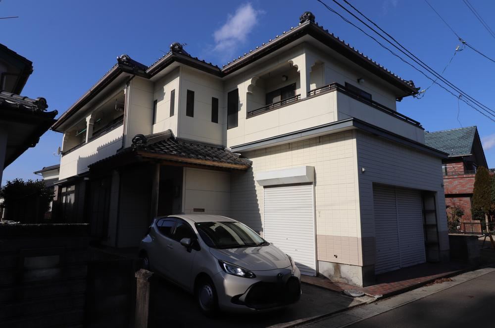 7DK+S Detached House in Uracho - Photo 1