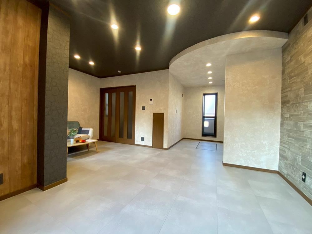 Convenient 3LDK House Near Furukawabashi Station - Photo 1