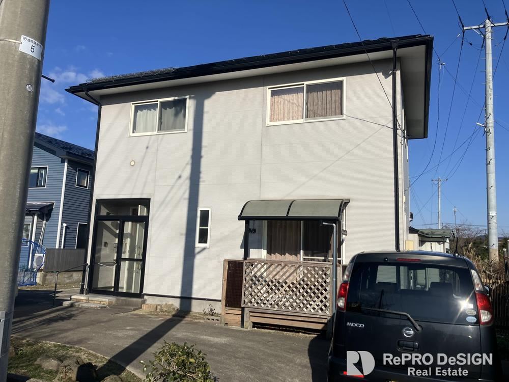 3DK Detached House with Parking in Shogunano East, Akita - Photo 1