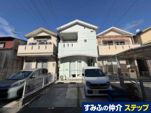 Spacious 3LDK+S House in Minami-ku - Photo 1