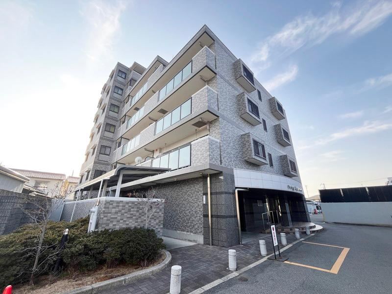 3LDK apartment in Kakogawa, Hyogo - Photo 1