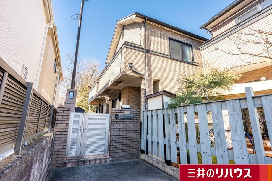 Modern 3LDK+S House in Chofu - Photo 1