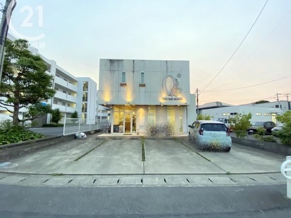 Commercial Property with Residential Space in Okazaki - Photo 1