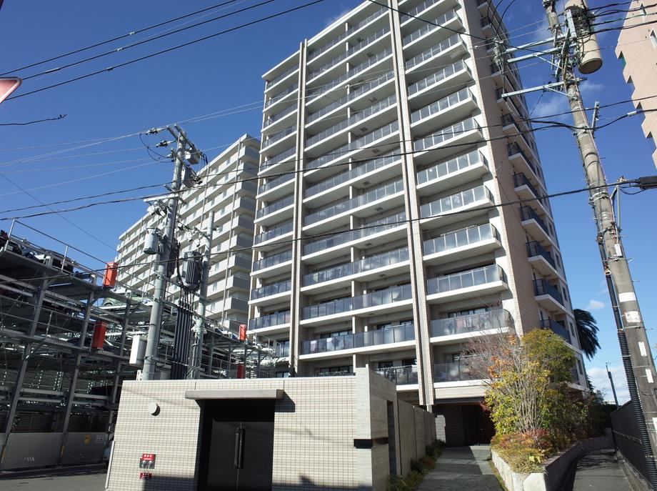 4LDK apartment in Miyazaki, Miyazaki - Photo 1