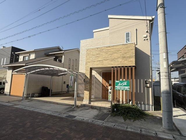 Spacious 4LDK House in Sakashima - Photo 1