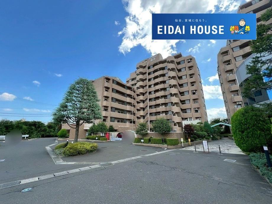 Bright 4LDK Apartment in Kashiwagi, Sendai - Photo 1