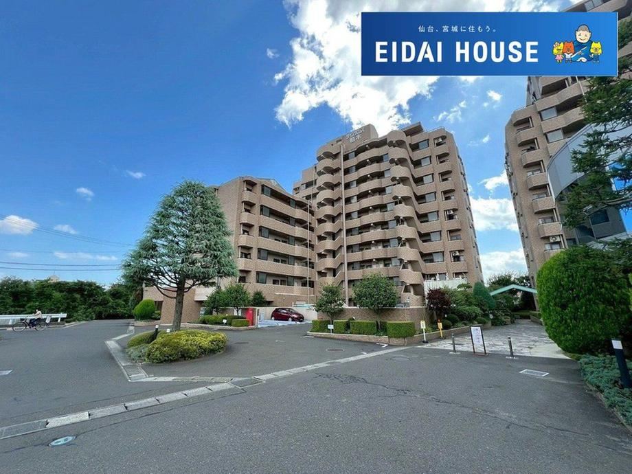 Sunny 4LDK Apartment in Aoba, Sendai - Photo 1