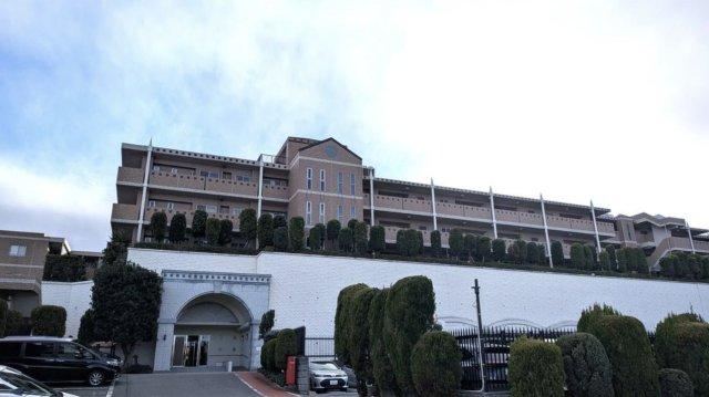 3LDK Apartment Near Sugita Station - Photo 1
