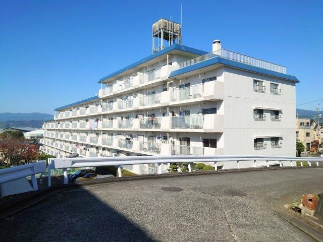 3LDK apartment in Suruga Ward, Shizuoka - Photo 1