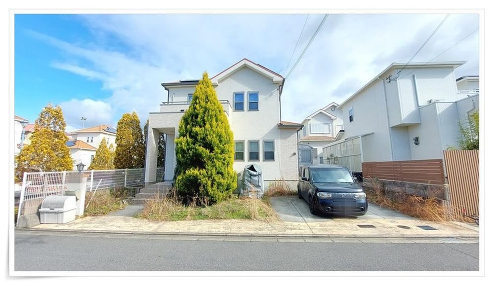 Bright 4LDK Detached House with Parking in Kan'on Town - Photo 1