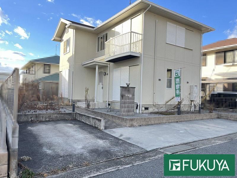 Spacious 4LDK Home in Miki with Large Lot - Photo 1