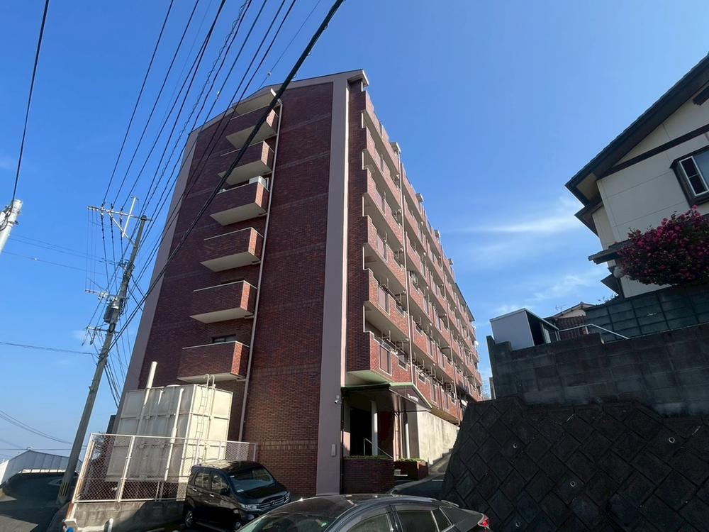 3LDK apartment in Moji Ward, Kitakyushu, Fukuoka - Photo 1