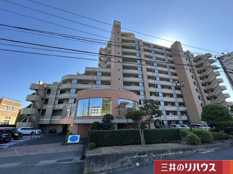 Modern 3LDK Apartment in Yaotome Chuo - Photo 1