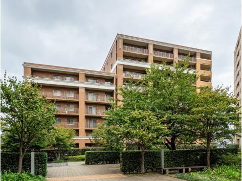 Renovated 4LDK Apartment in Kasama - Photo 1