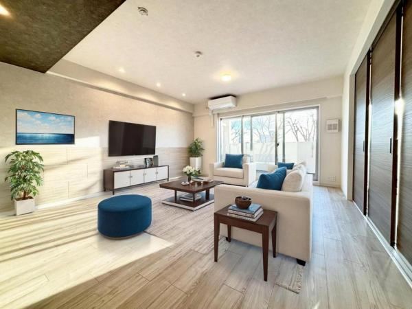 Spacious 3LDK Apartment Near Shimo-Maruko Station - Photo 1