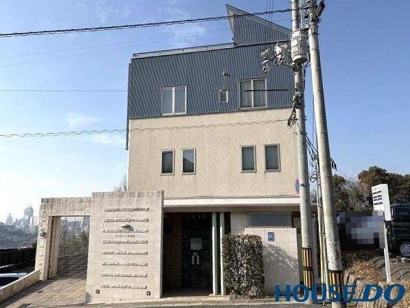 4LDK apartment in Higashi Ward, Hiroshima - Photo 1