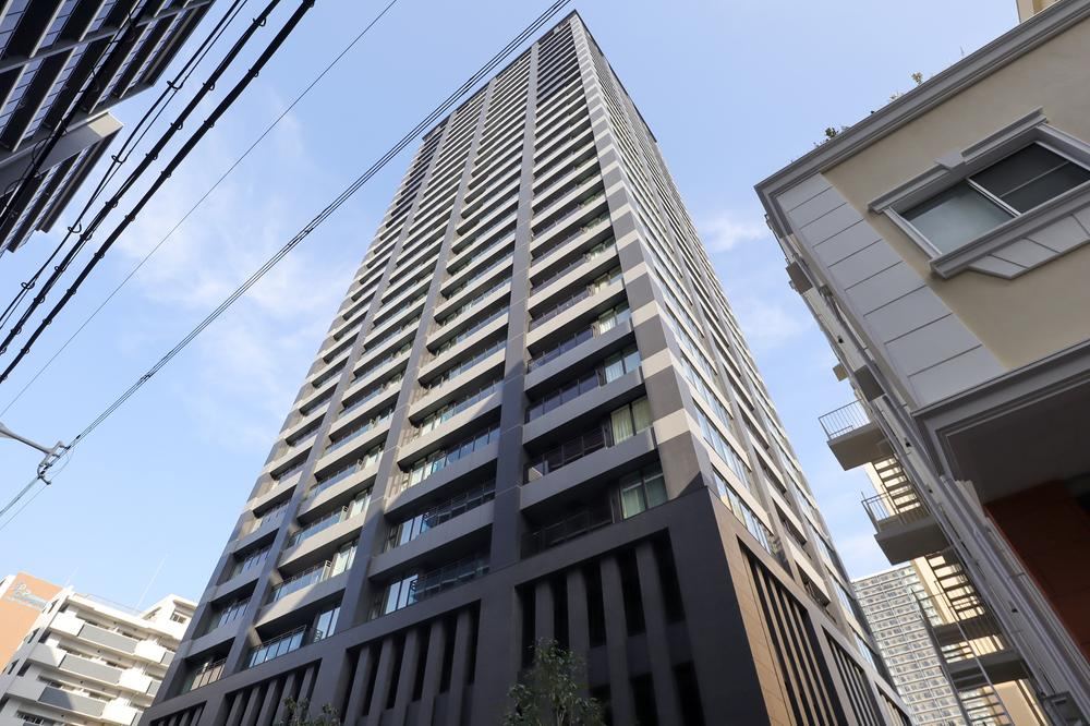 2LDK apartment in Naniwa Ward, Osaka - Photo 1