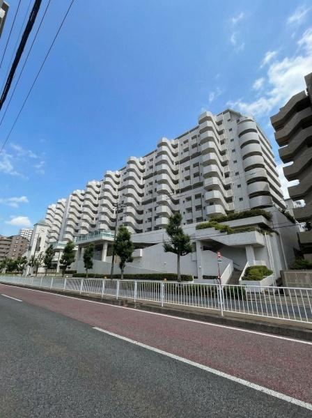 3LDK+S apartment in Chikusa Ward, Nagoya, Aichi - Photo 1