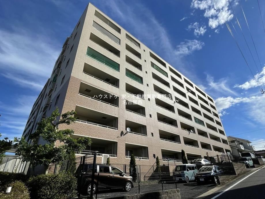 3LDK apartment in Toyota, Aichi - Photo 1
