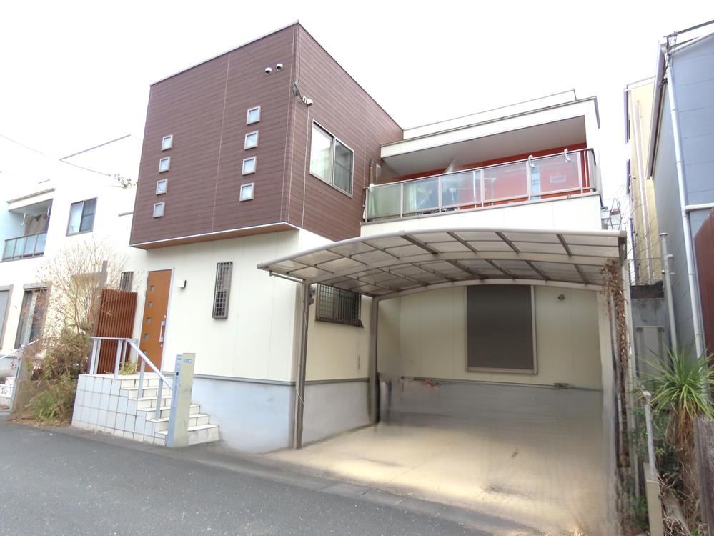 Modern 4LDK House with High Ceilings in Fujinokidai 1 - Photo 1