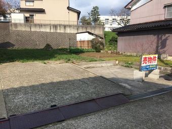 plot of land in Oyabe